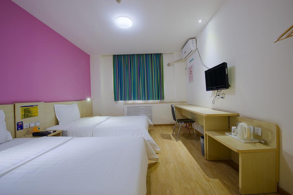 7Days Inn Luoyang Longmen Avenue Normal College Exterior photo